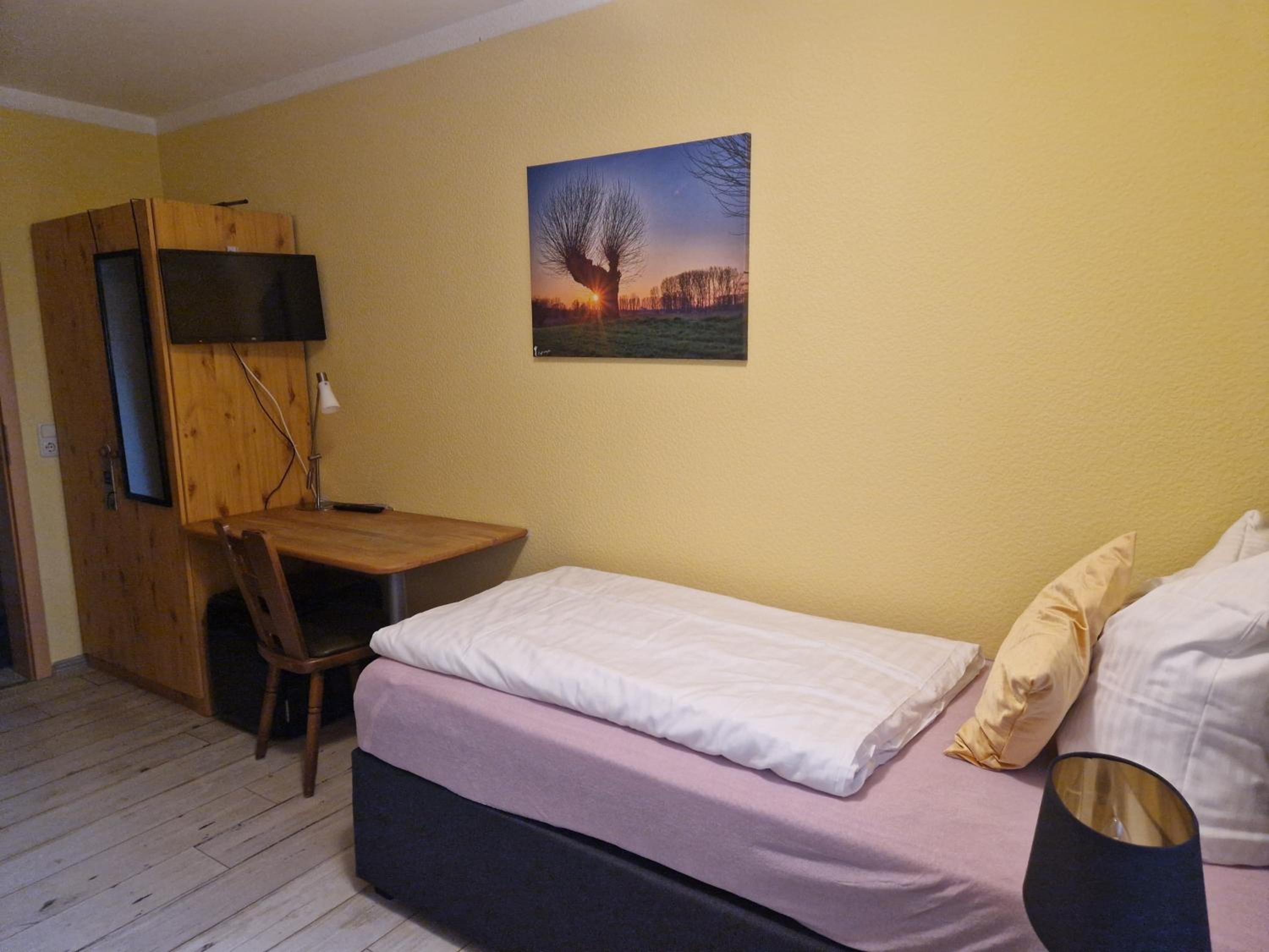 Photo 25