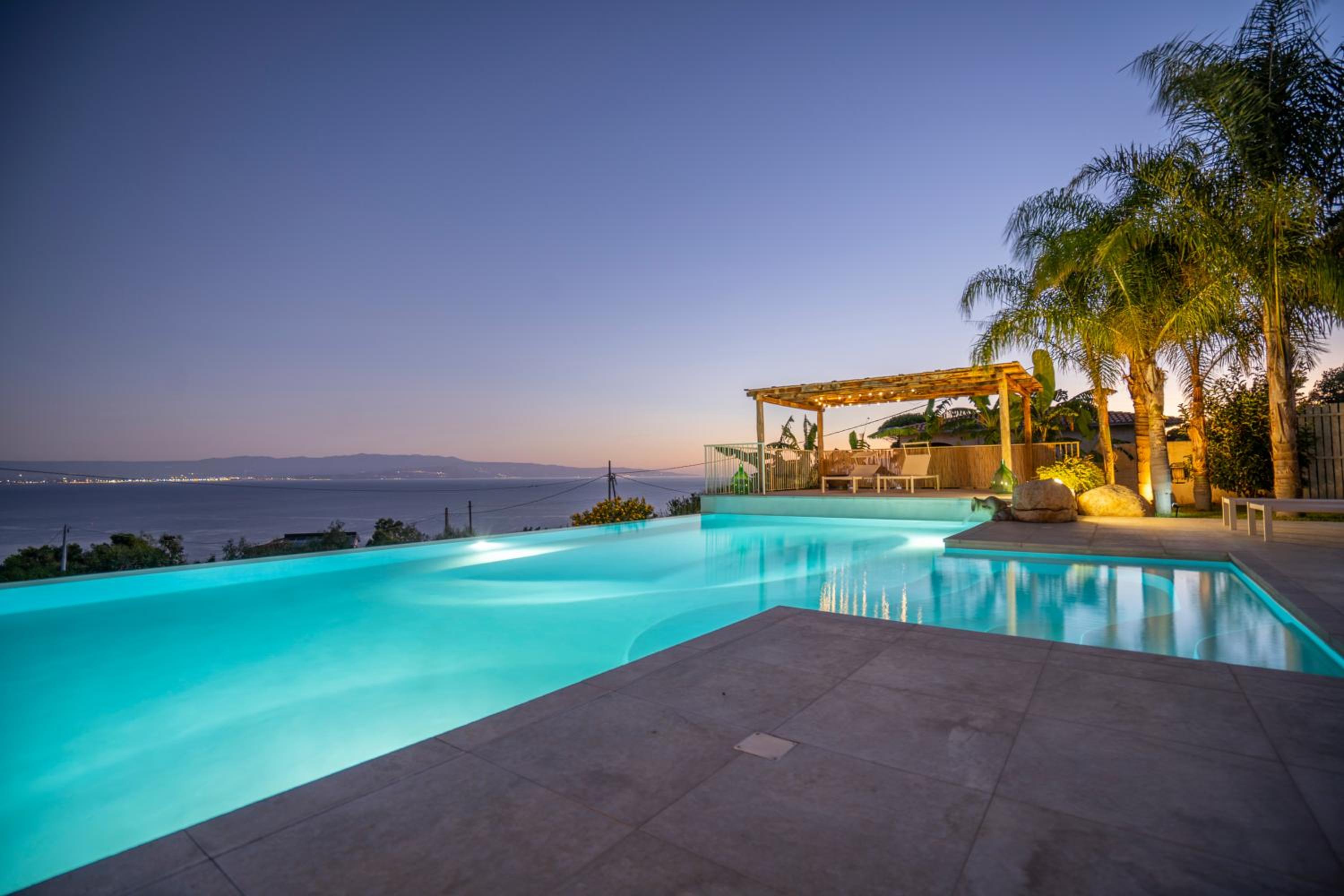 Villa Michaela con piscina privata e vista mare photo 4