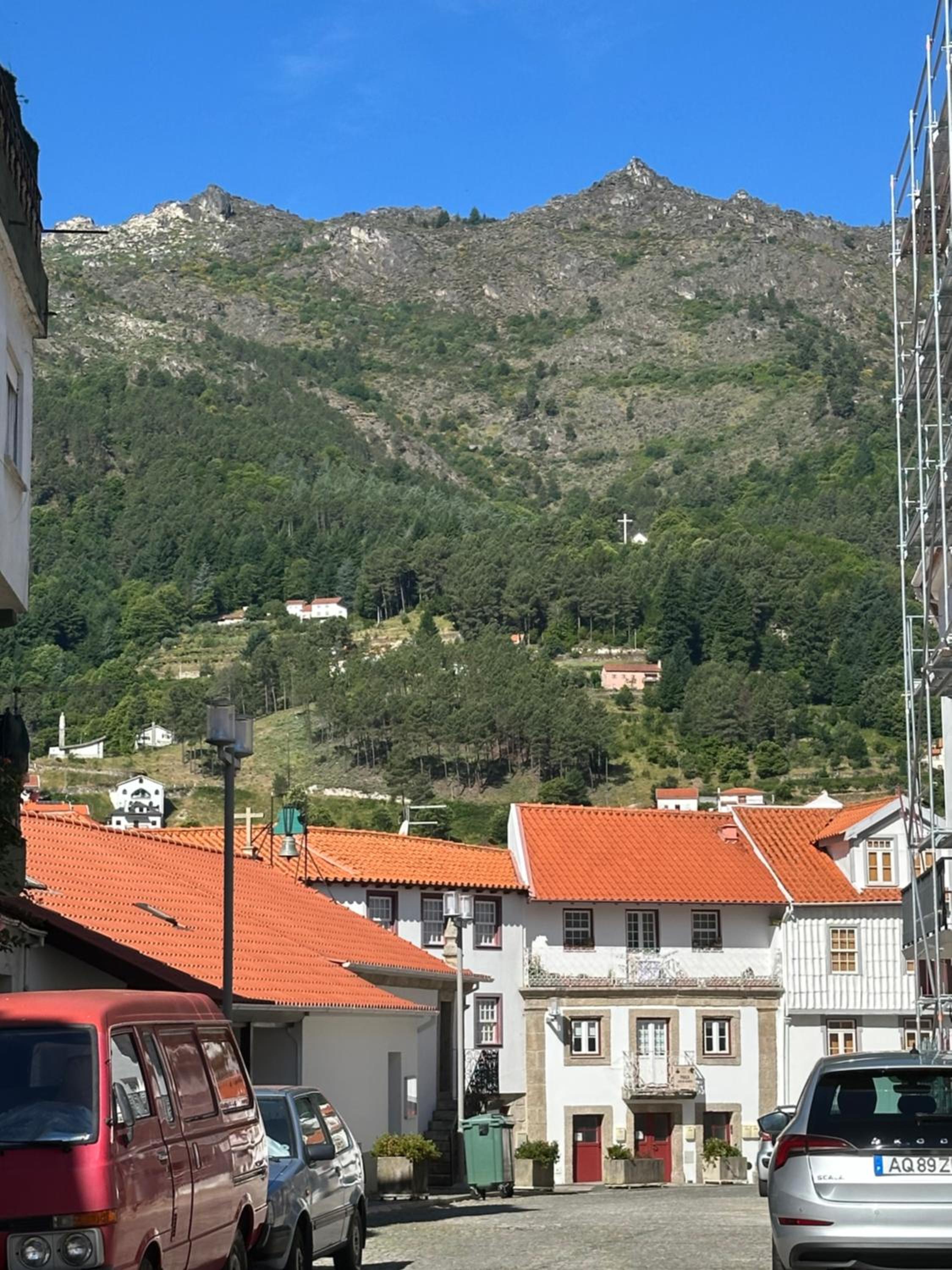 H I Alojamento view 2