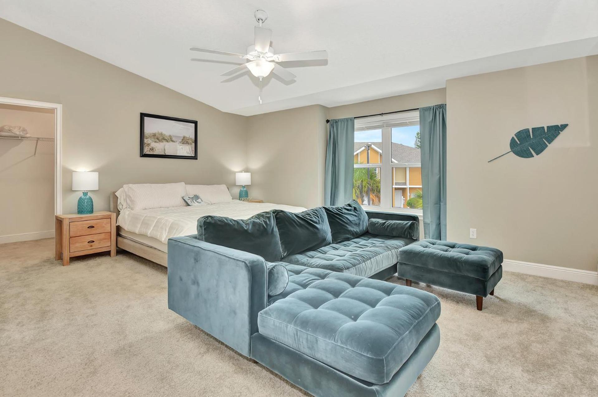 Beach Escape - WALK TO BEACH - 3 bedrooms
