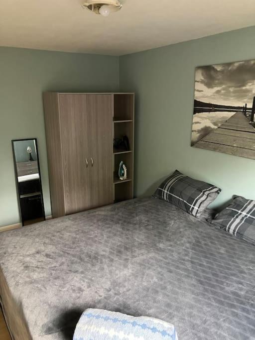 Cosy, convenient, sought after location with private parking view 5