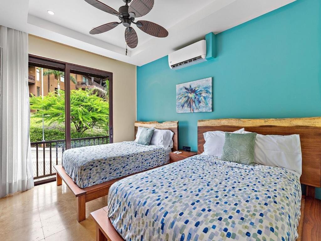Spacious Ocean View 3 bd Condo w - Pool