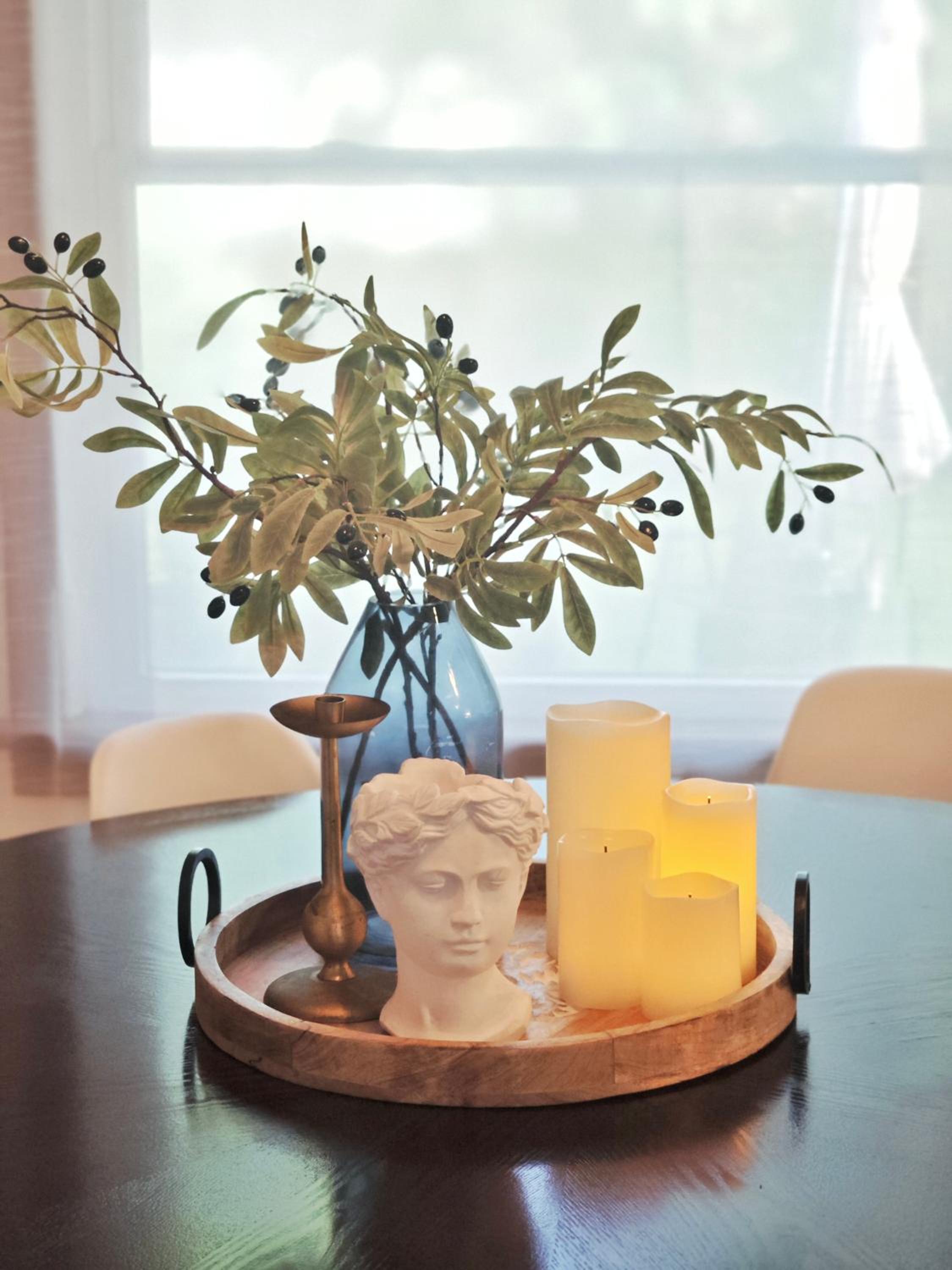 Vintage Spacious Bungalow - Walk to Lake - Property Image 39