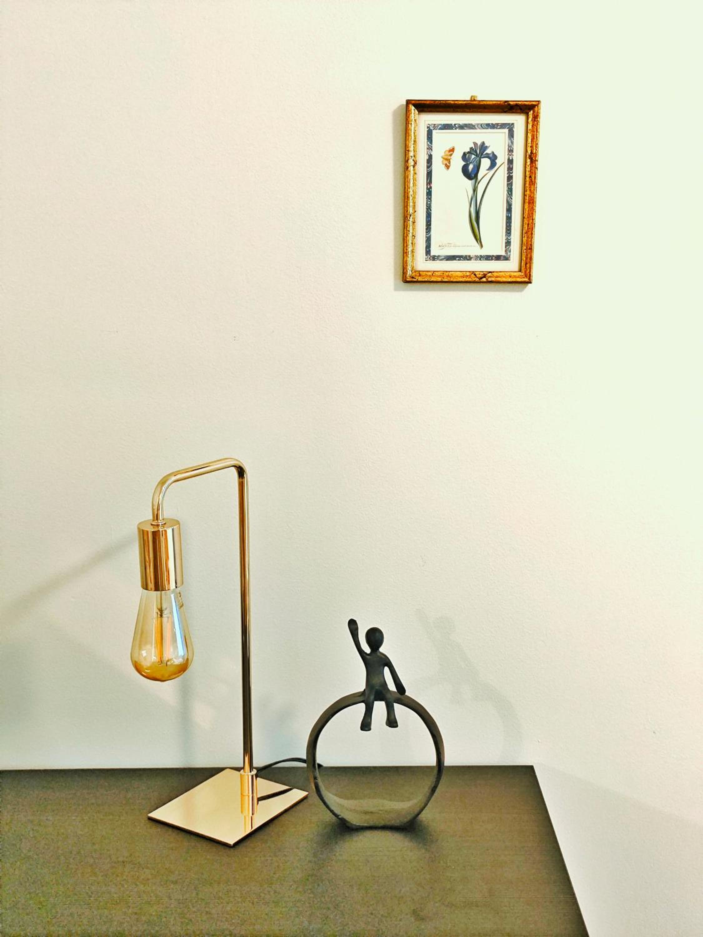 Vintage Spacious Bungalow - Walk to Lake - Property Image 11