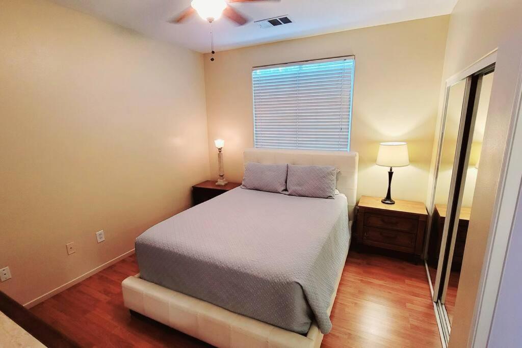 Splendid Vacation Home! Pool, Spa, 2 masters! view 4