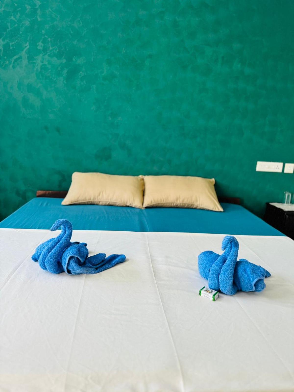 Nomad Guest House 2 Min Walk to Varkala Cliff