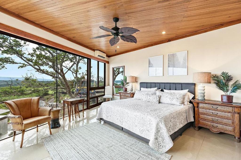 Oceanview Villa - Infinity Pool - Gated Community