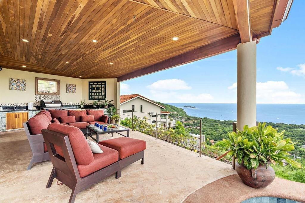 Oceanview Villa - Infinity Pool - Gated Community