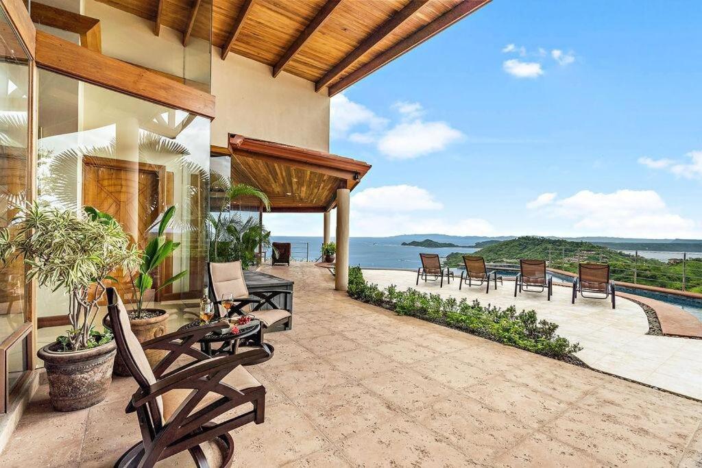 Oceanview Villa - Infinity Pool - Gated Community