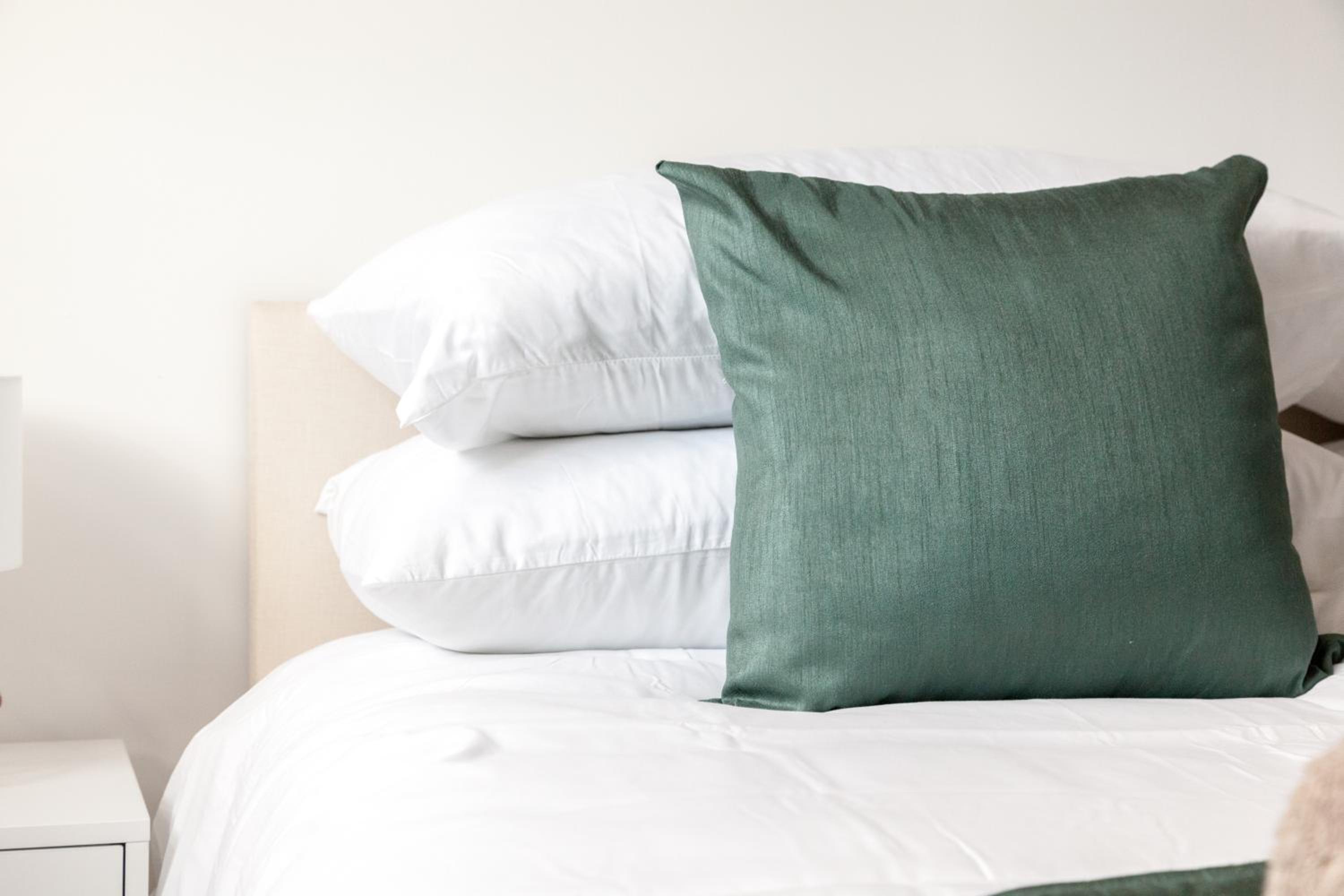 Leicester Vacations - Opulent Residence - 1 BR Leicester City Centre - Property Image 10