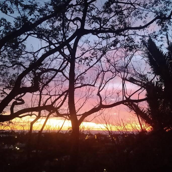 Casa e chalés 5min da praia de 2 à 18 hóspedes Floripa