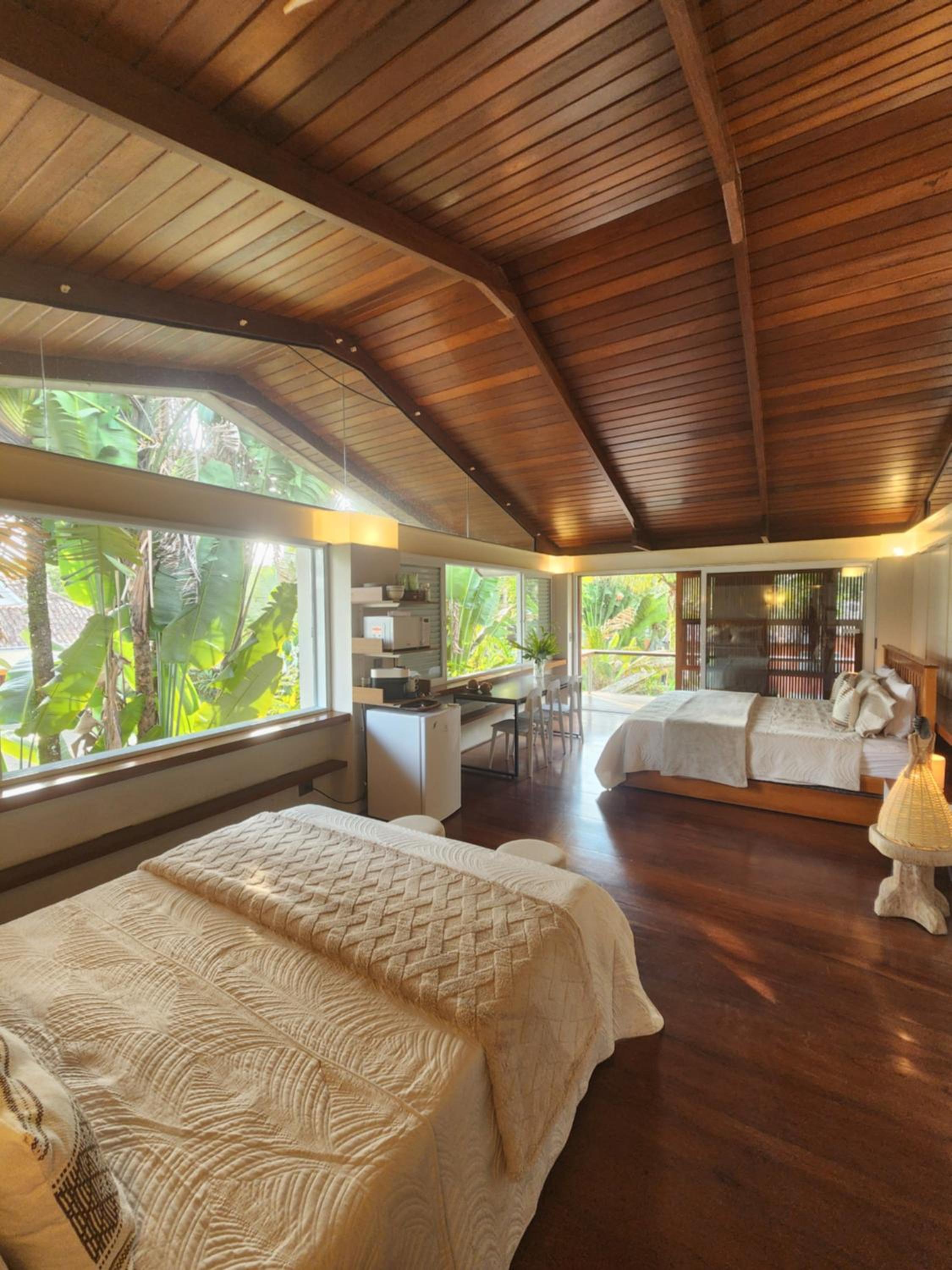 Luxury Family Beach Penthouse with Mountain Views