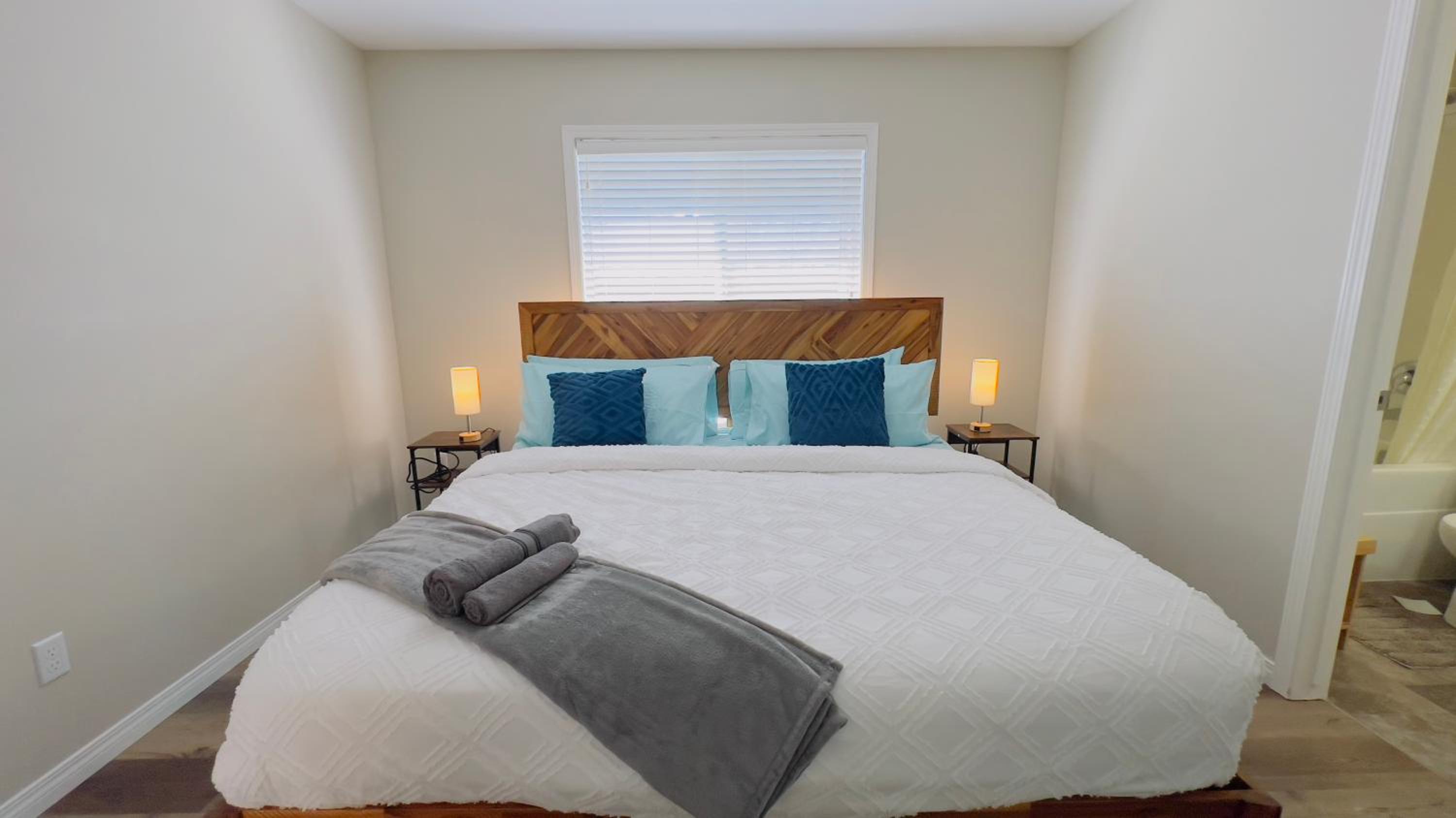 Sylvan Lake Retreat I 122A Hinshaw Drive, Sylvan Lake