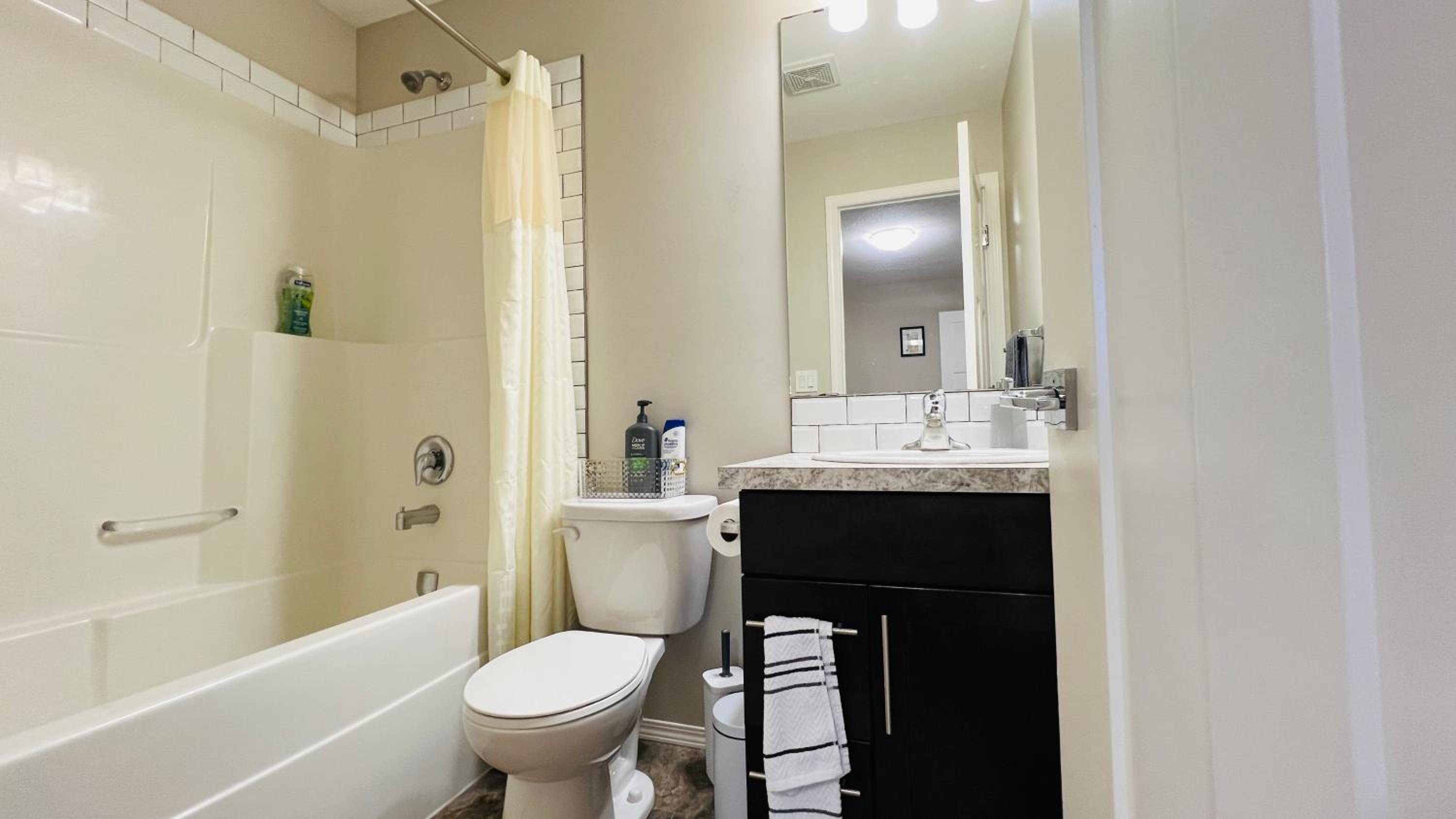 Sylvan Lake Retreat I 122A Hinshaw Drive, Sylvan Lake