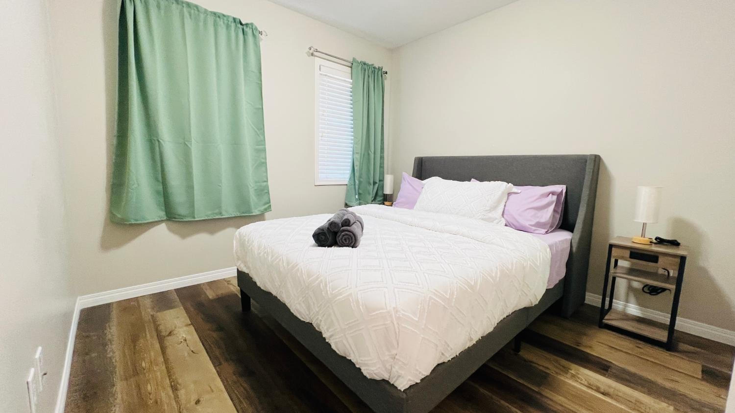 Sylvan Lake Retreat I 122A Hinshaw Drive, Sylvan Lake