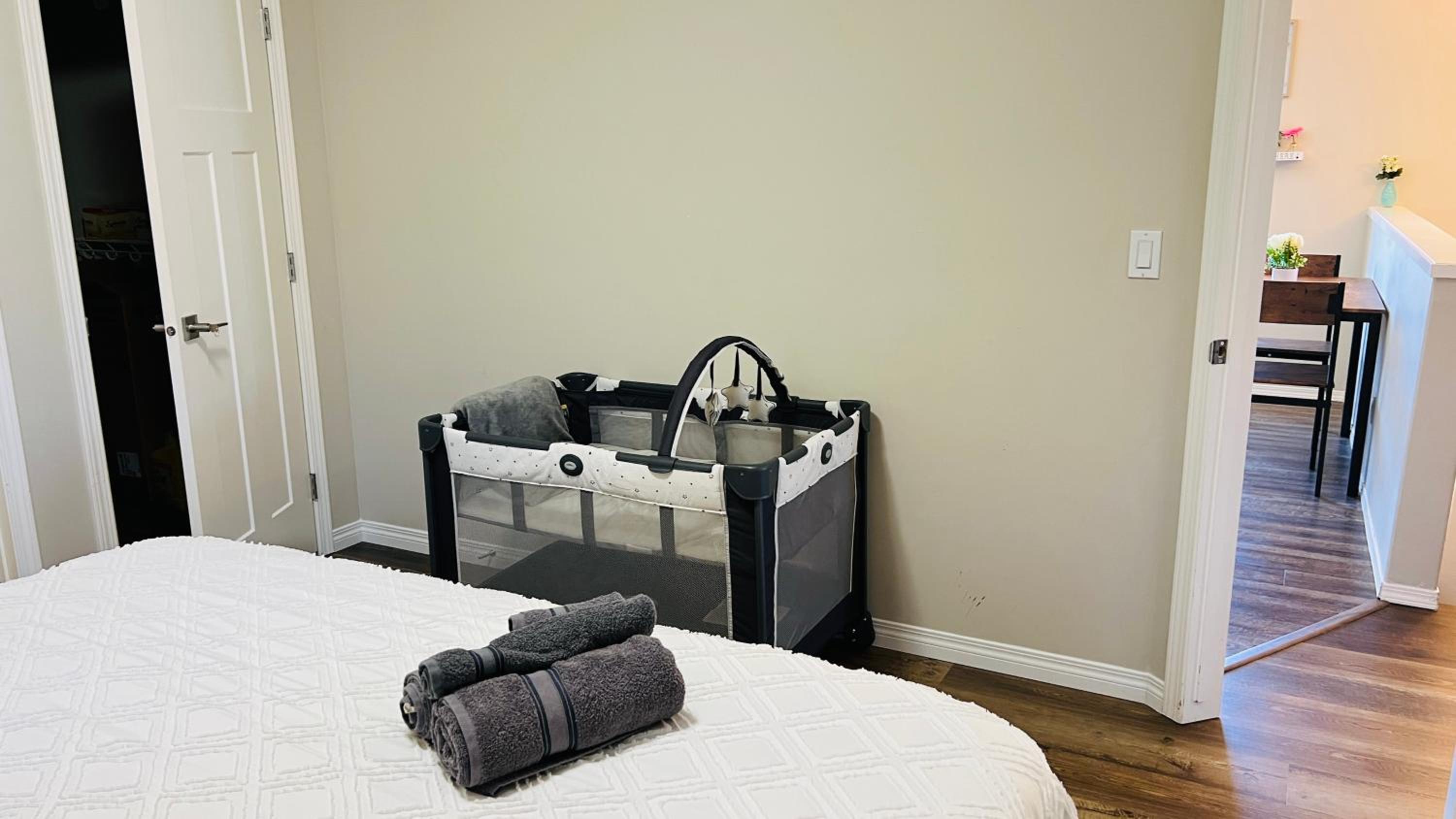 Sylvan Lake Retreat I 122A Hinshaw Drive, Sylvan Lake