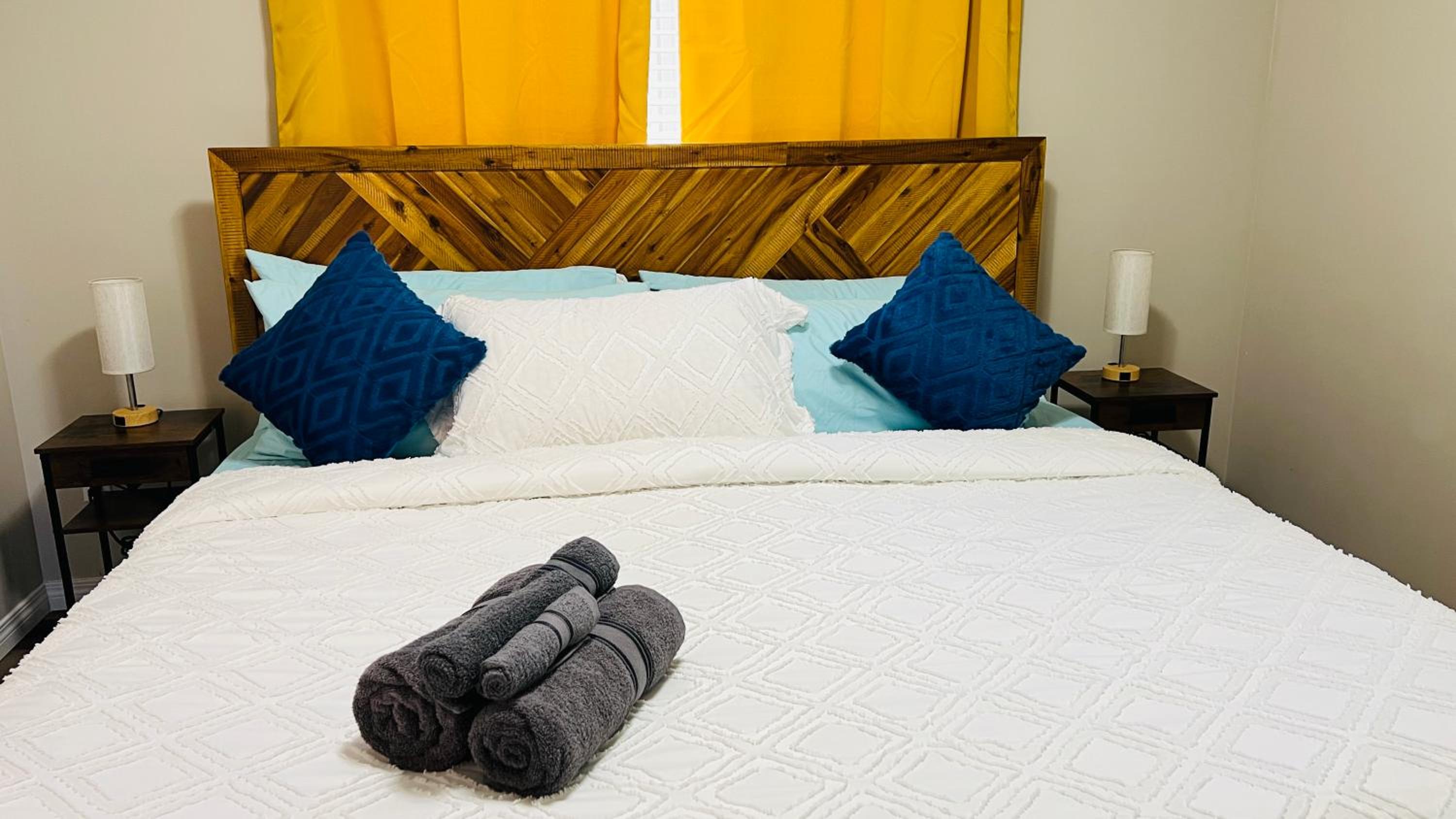 Sylvan Lake Retreat I 122A Hinshaw Drive, Sylvan Lake