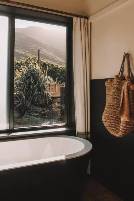 Remote Island Stay - Boutique Accommodation view 2