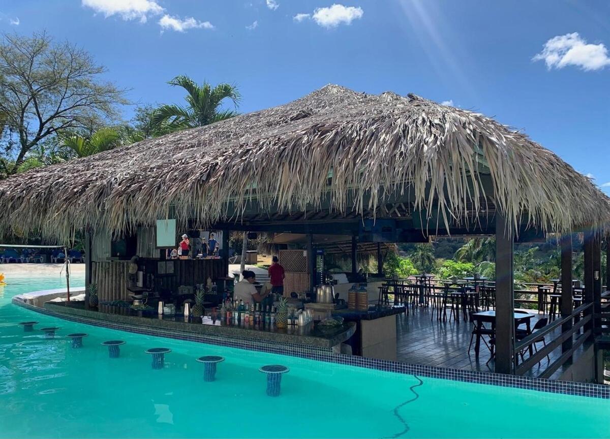 Lovely Condo w - Private Pool
