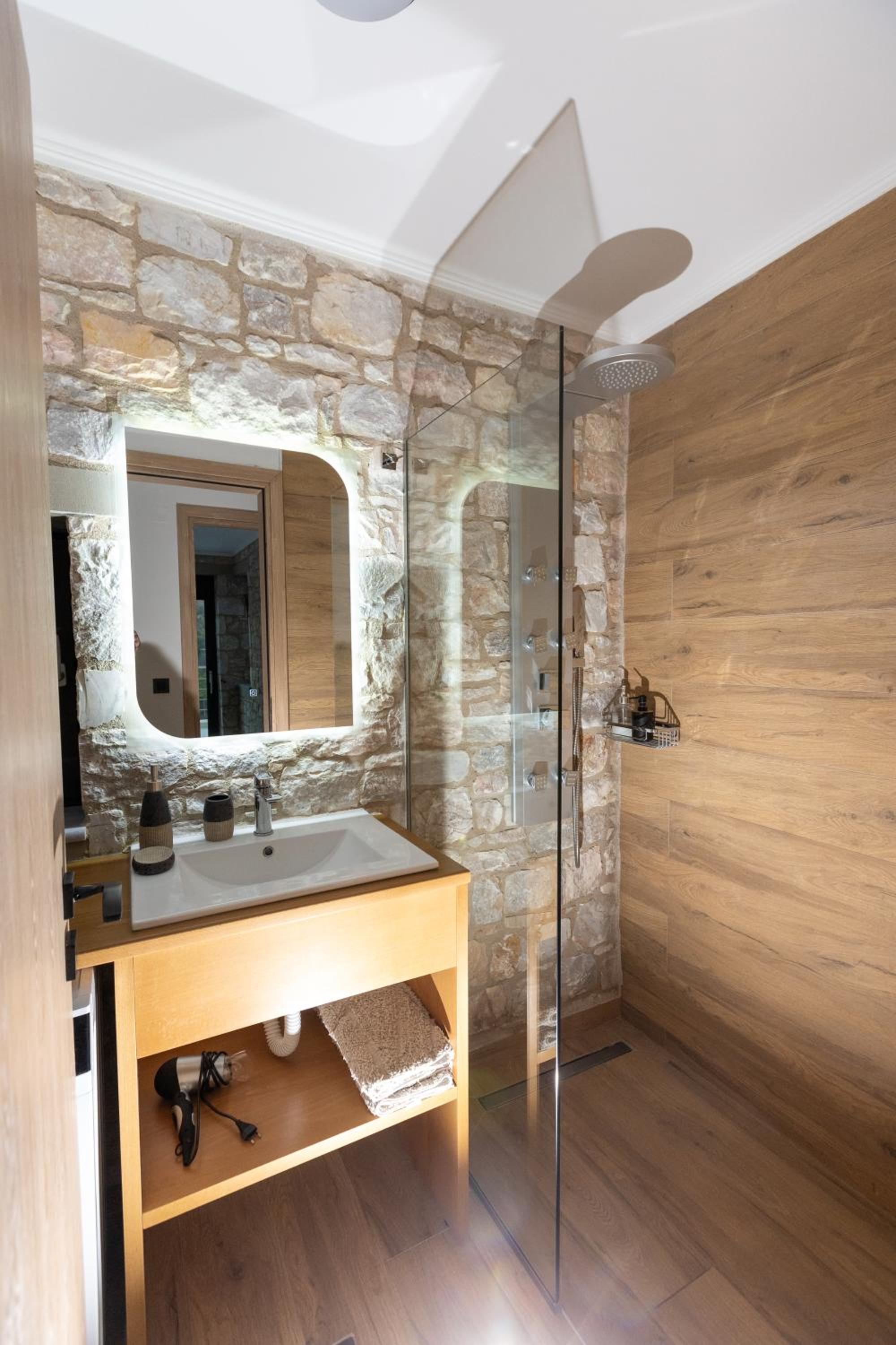 Pierres Blanches Residences, with private pools