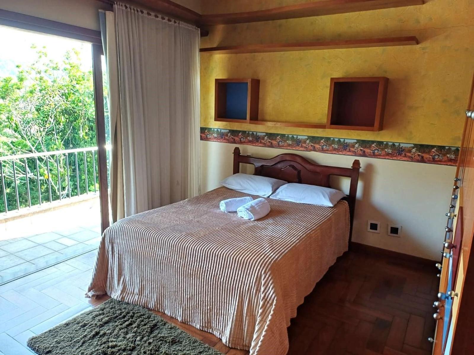Recanto com Piscina, Gourmet, Lareira e Playground