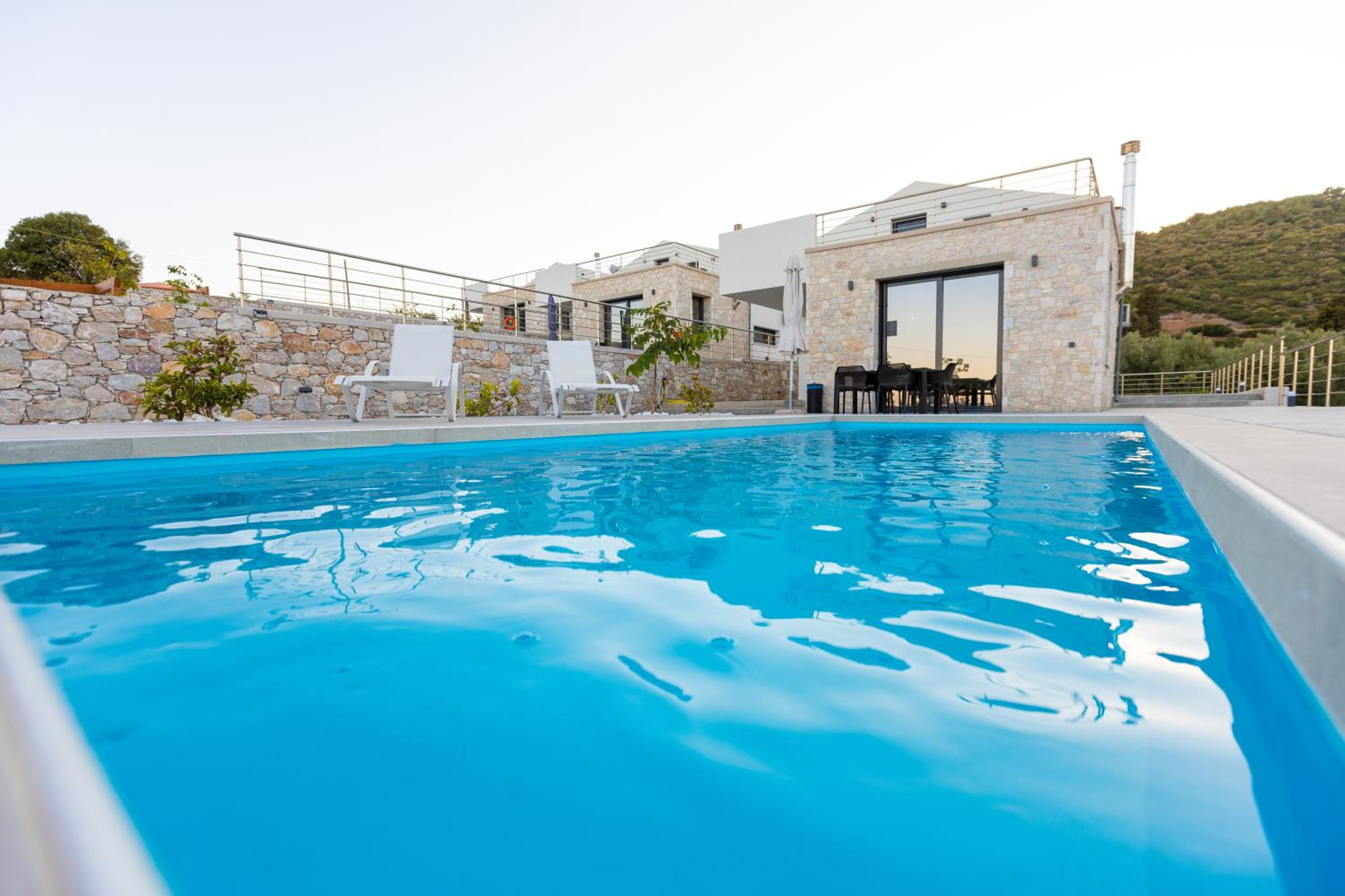 Pierres Blanches Residences, with private pools