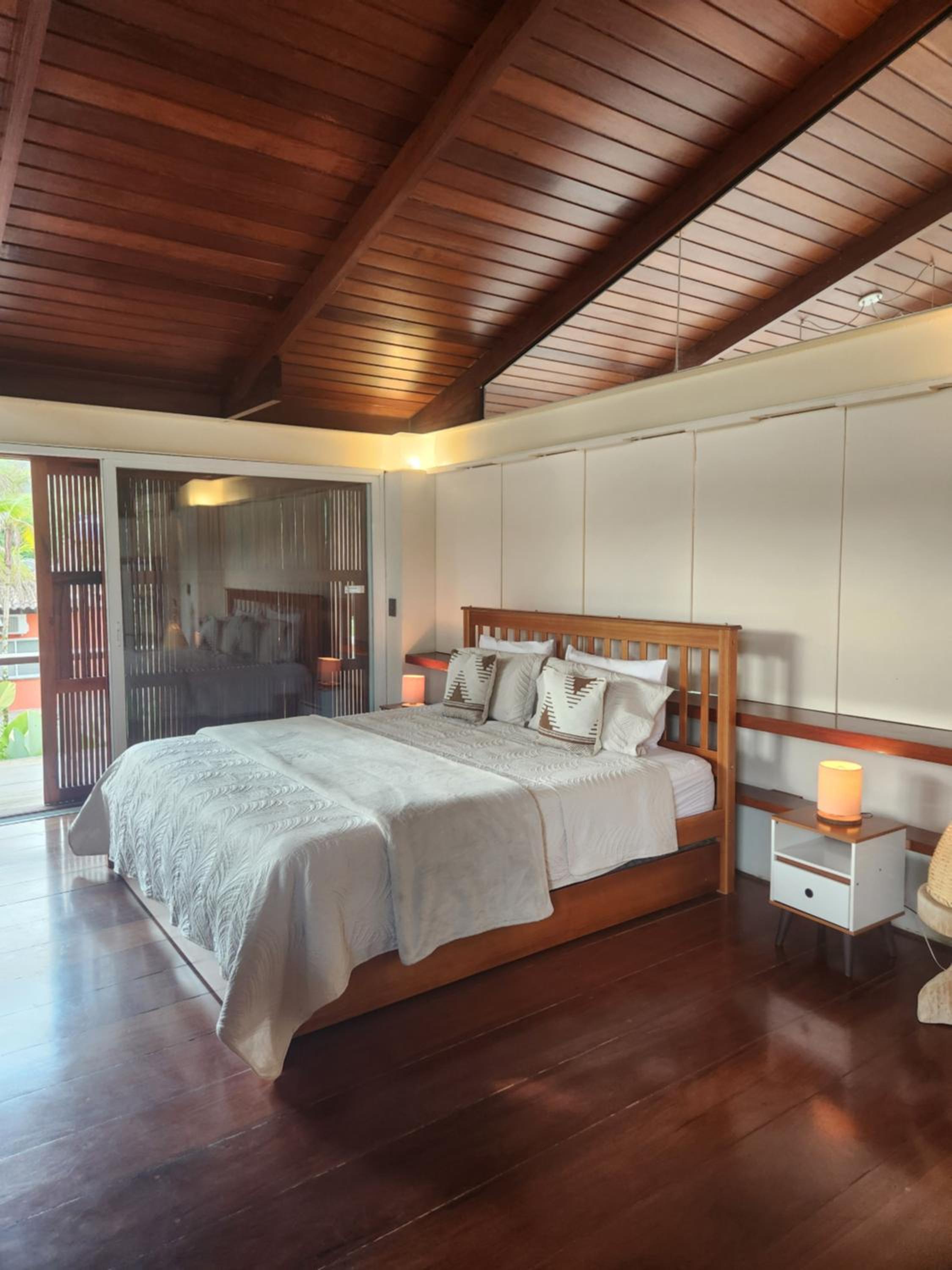 Luxury Family Beach Penthouse with Mountain Views