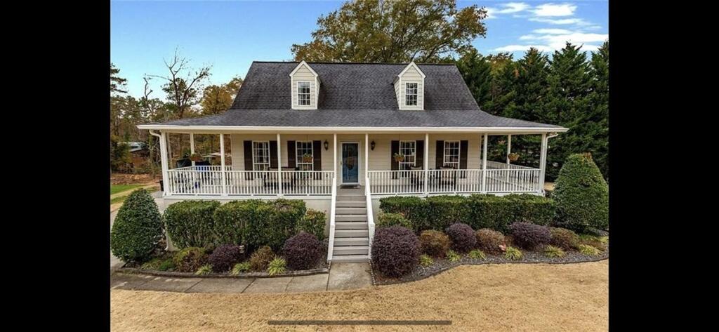 Family Lake House