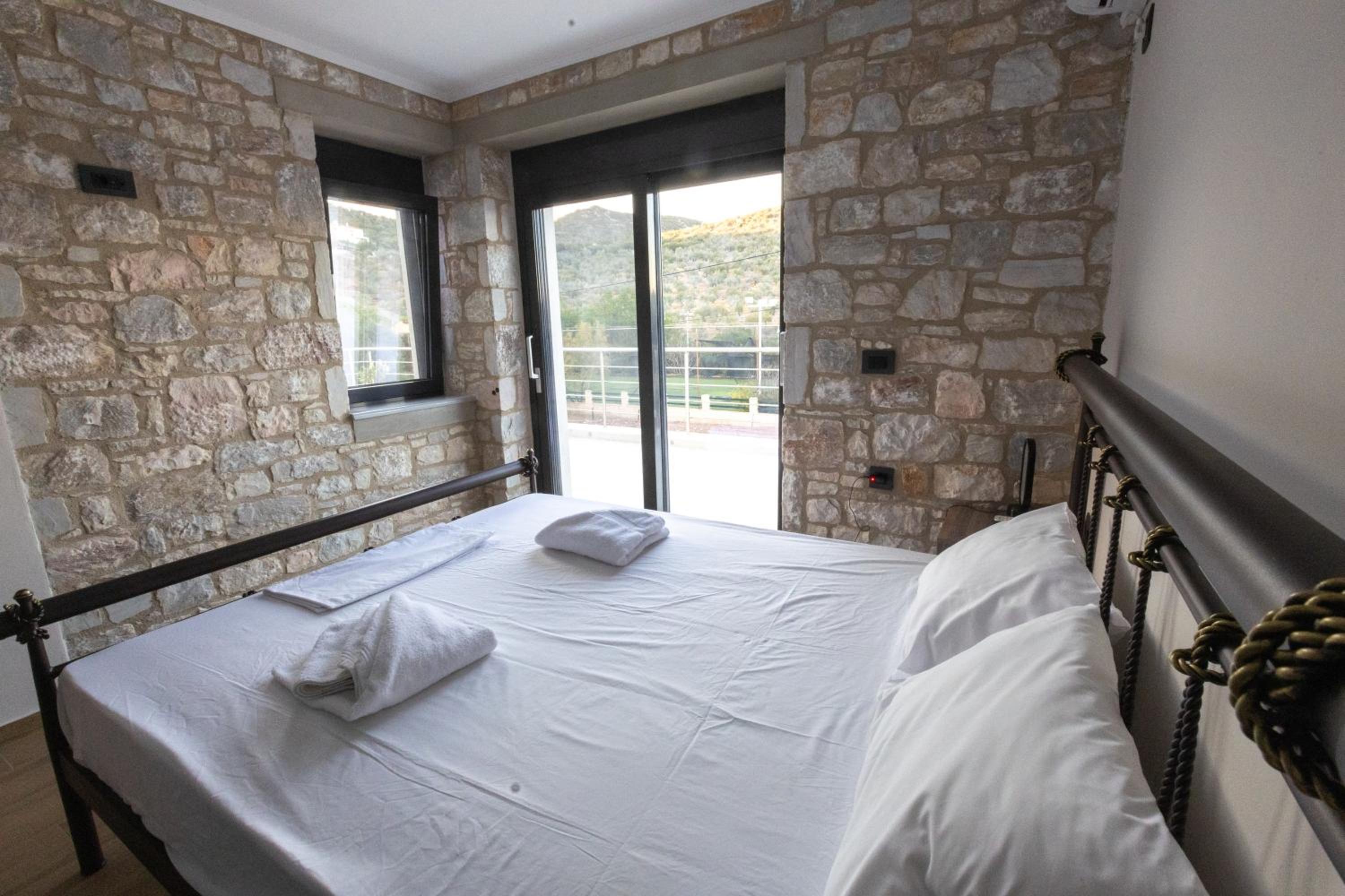 Pierres Blanches Residences, with private pools