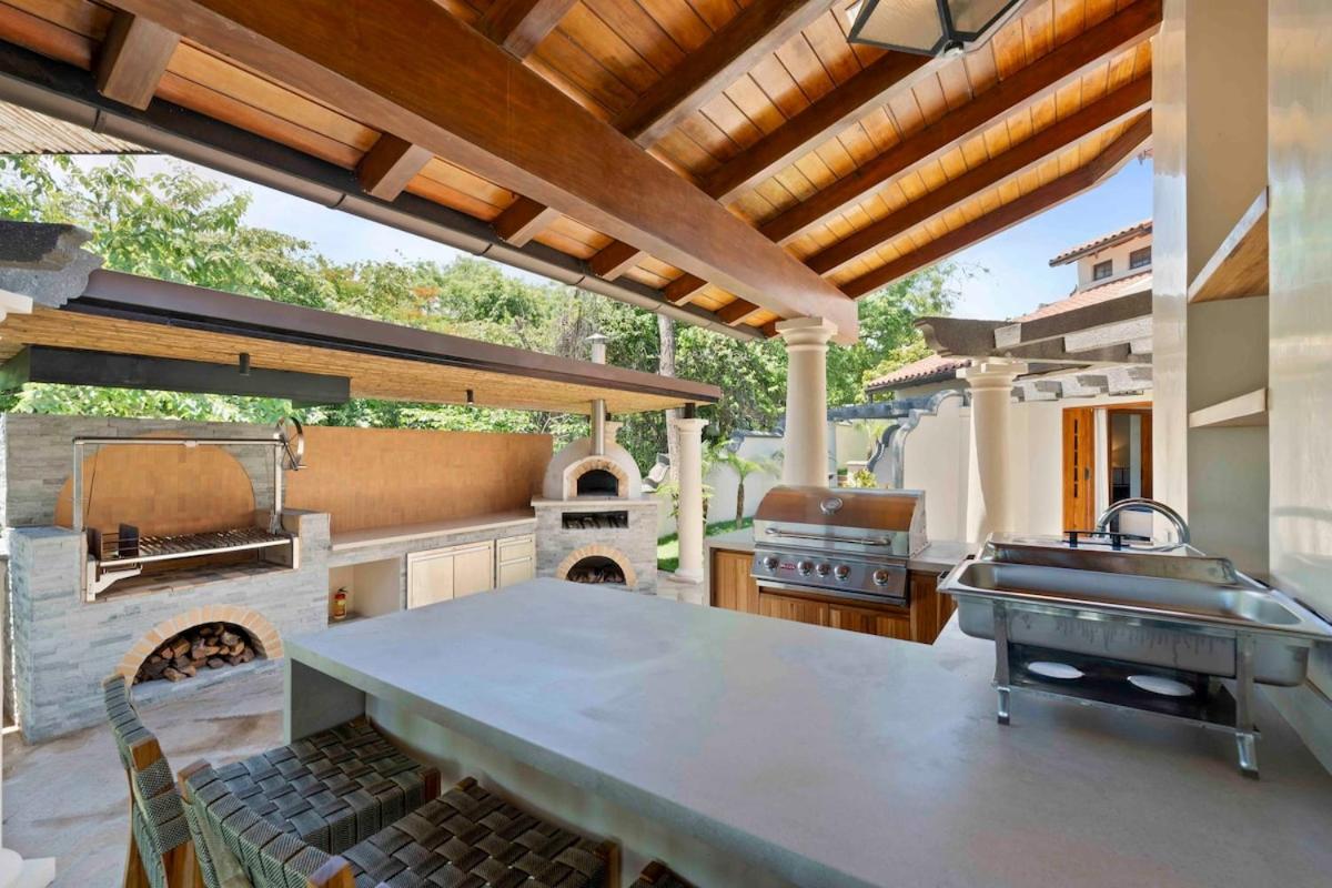 Beachfront Villa with large pool