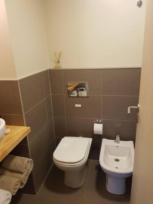 Excelente departamento dúplex de 3 ambientes con 2 dormitorios y 2 baños