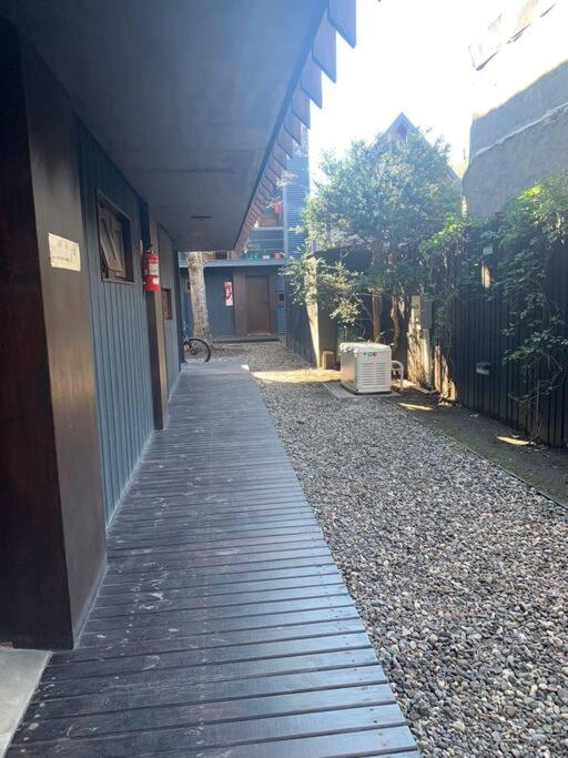 Excelente departamento dúplex de 3 ambientes con 2 dormitorios y 2 baños