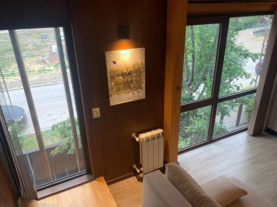 Excelente departamento dúplex de 3 ambientes con 2 dormitorios y 2 baños