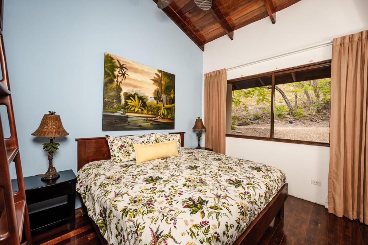 Seaside, 2-Min Beach Walk , Pool & Sunset Terrace