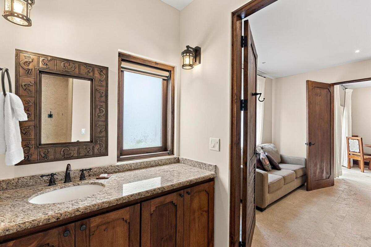 Las Catalinas Villa 5 BD