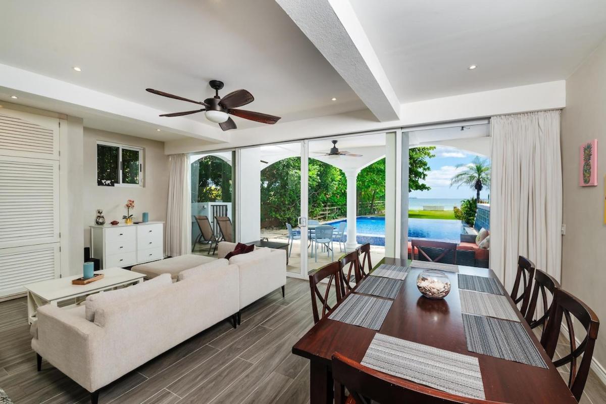 Oceanfront Villa, Private Pool & Daily Refresh
