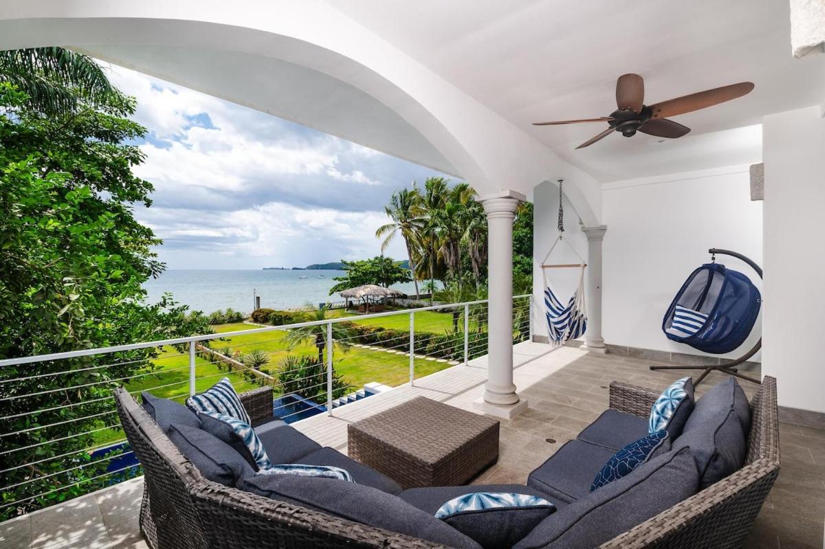 Oceanfront Villa, Private Pool & Daily Refresh