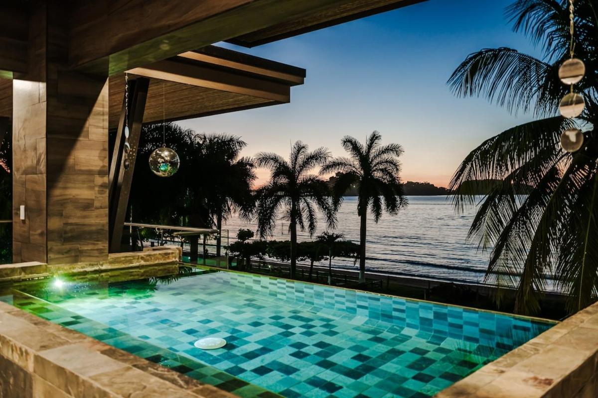 Beachfront Villa, 2 Pools, & Breakfast, Sleeps 21