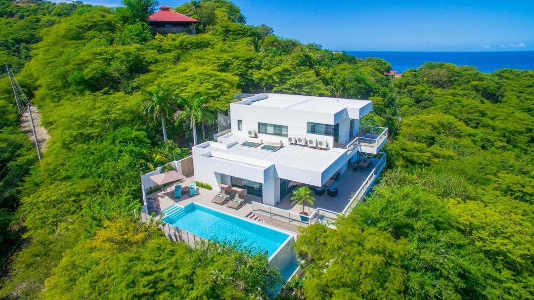 Ocean-View Villa, Pool & Concierge