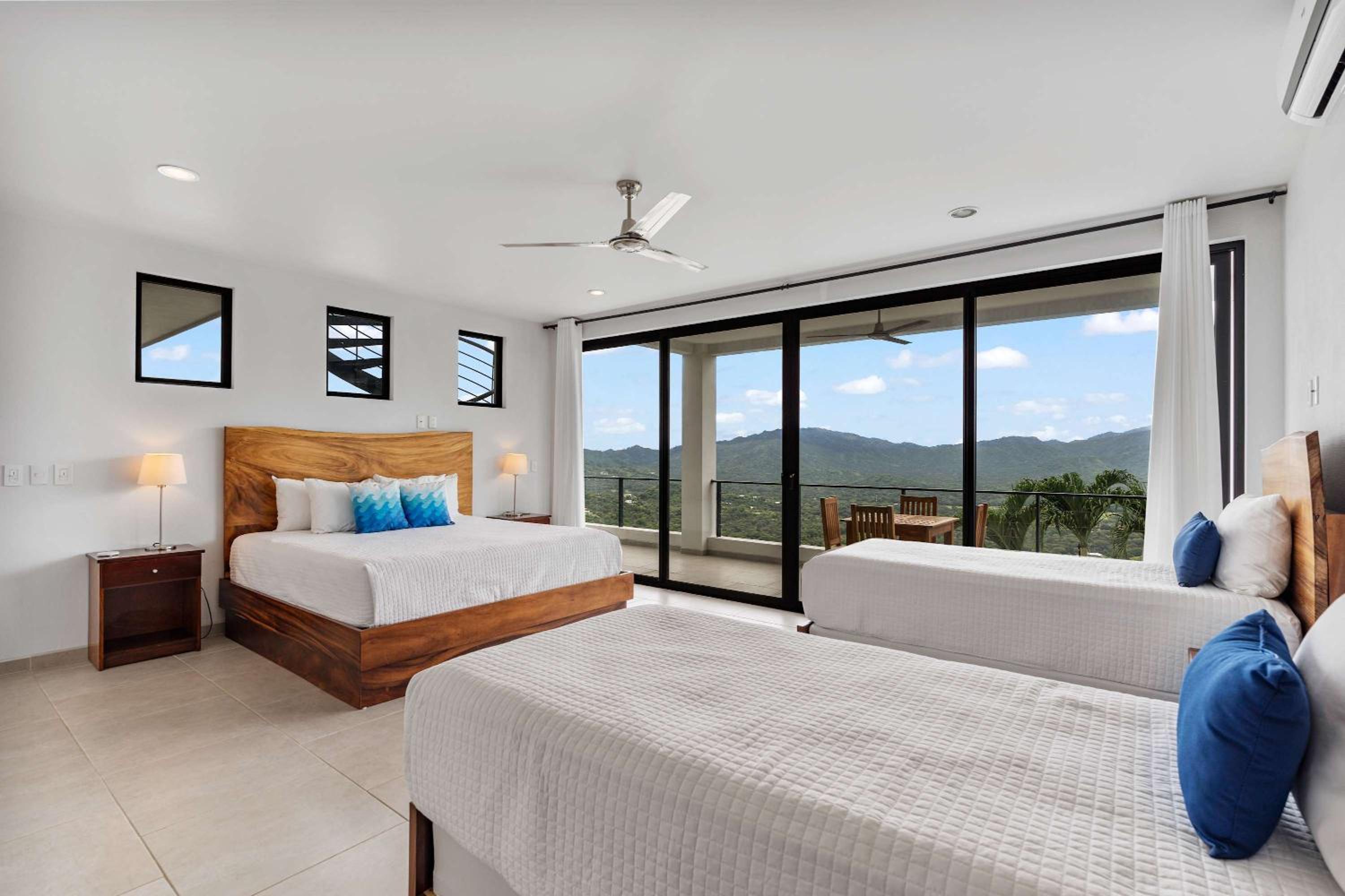 Infinity Pool Haven, Ocean Views & Concierge
