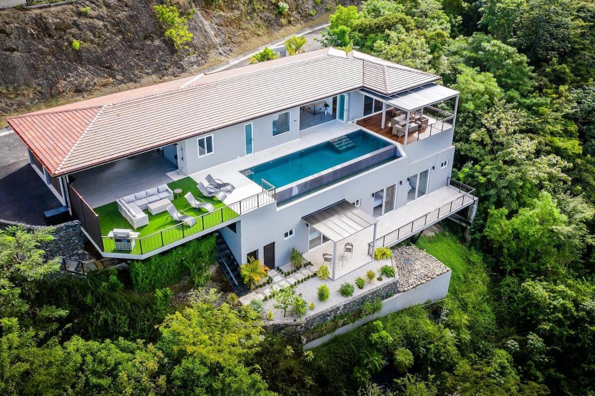 Ocean View, Infinity Pool and Gated Luxury