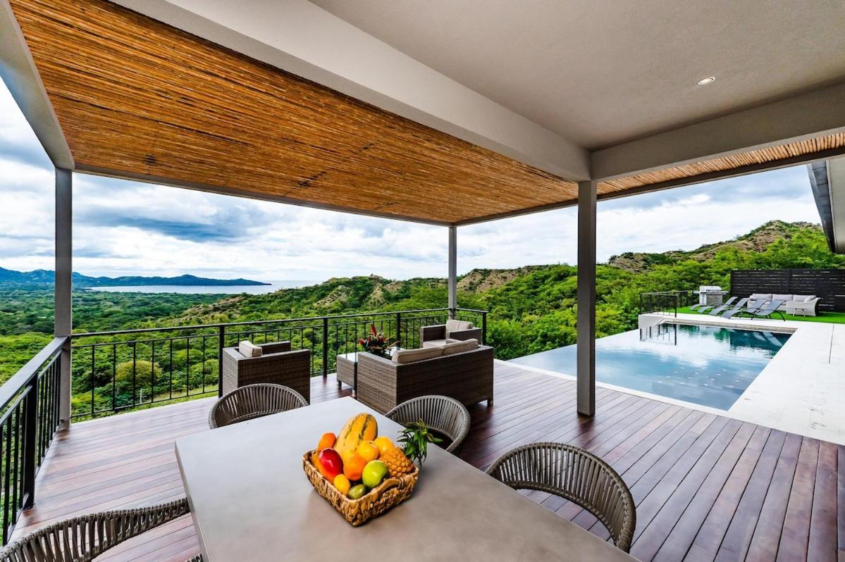 Ocean View, Infinity Pool and Gated Luxury
