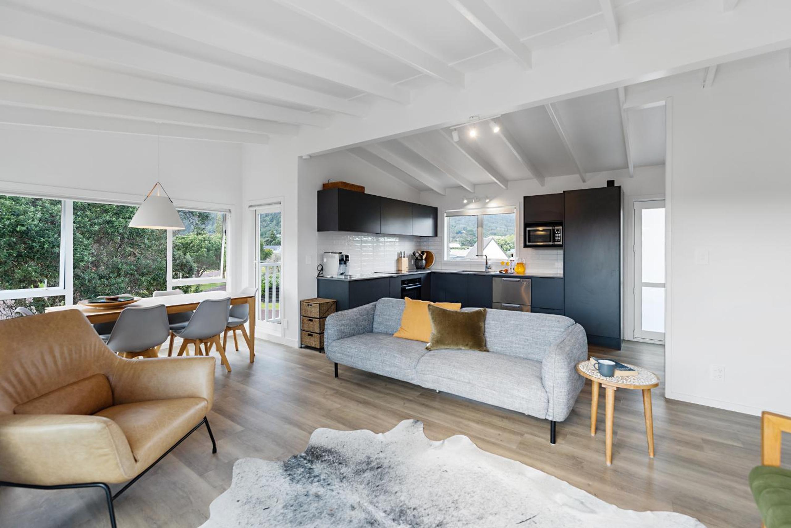 Bliss on Boulevard - Pauanui Holiday Home view 3