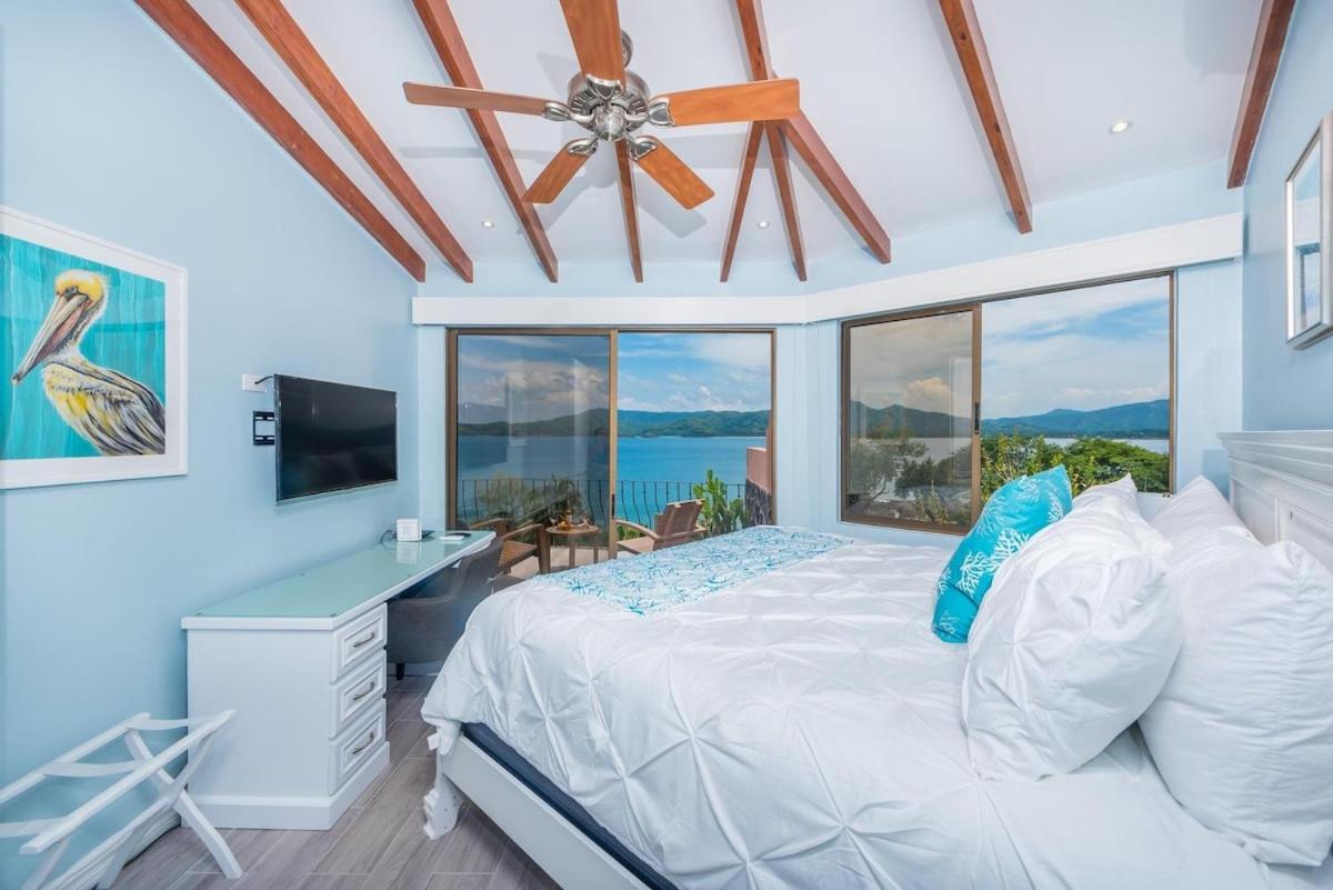 Oceanfront Veranda, Ocean Views, Free Concierge & 7-Min Walk to Beach