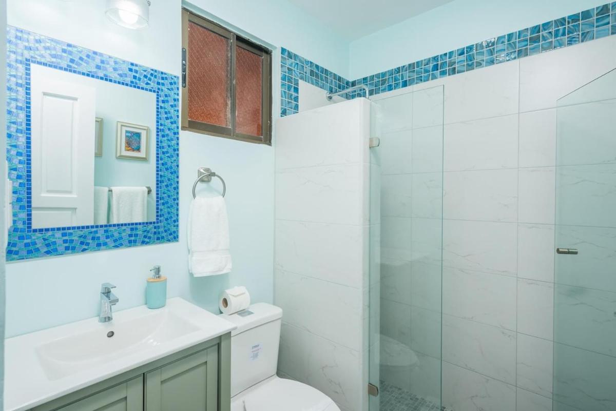 Oceanfront Veranda, Ocean Views, Free Concierge & 7-Min Walk to Beach