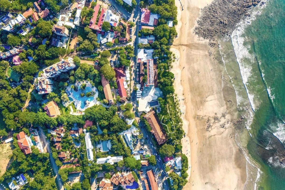 Ocean-View Oasis , Swim-Up Bar & Beach Access