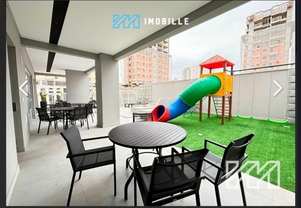 Apartamento no Edifício Place D'France Residence