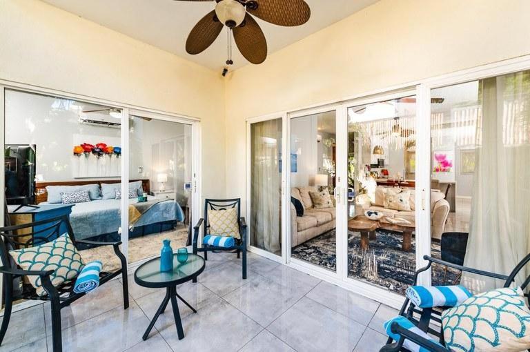 Pool, Jacuzzi, Beach 3 Min Walk & Concierge