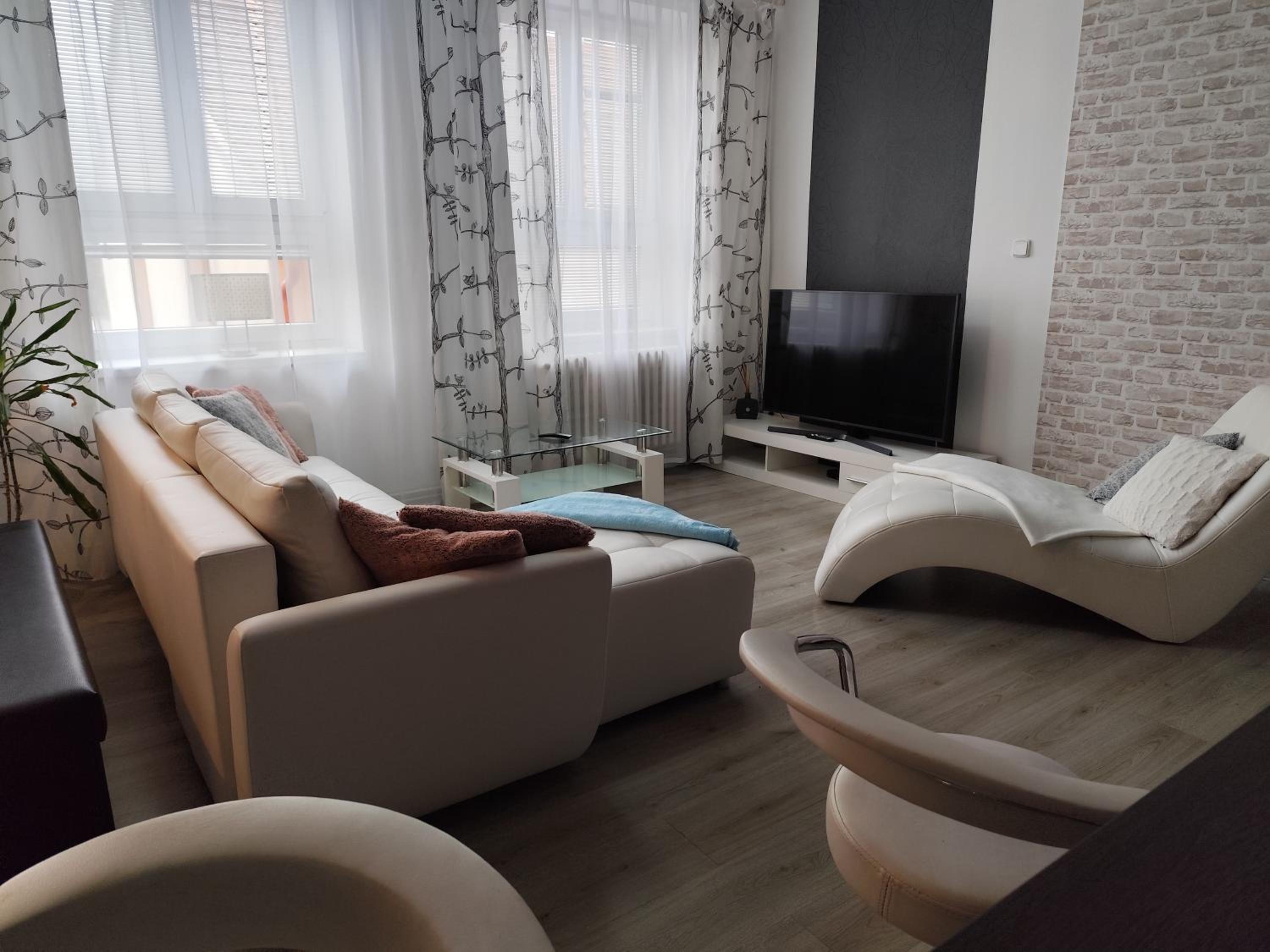 Apartmány pod věží