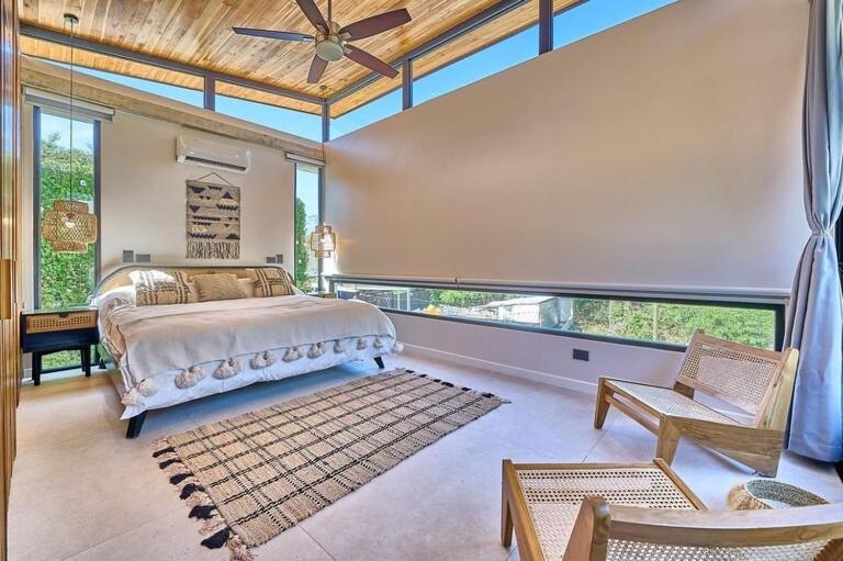 Infinity Pool Villa, 10 min Walk to Beach & Dining